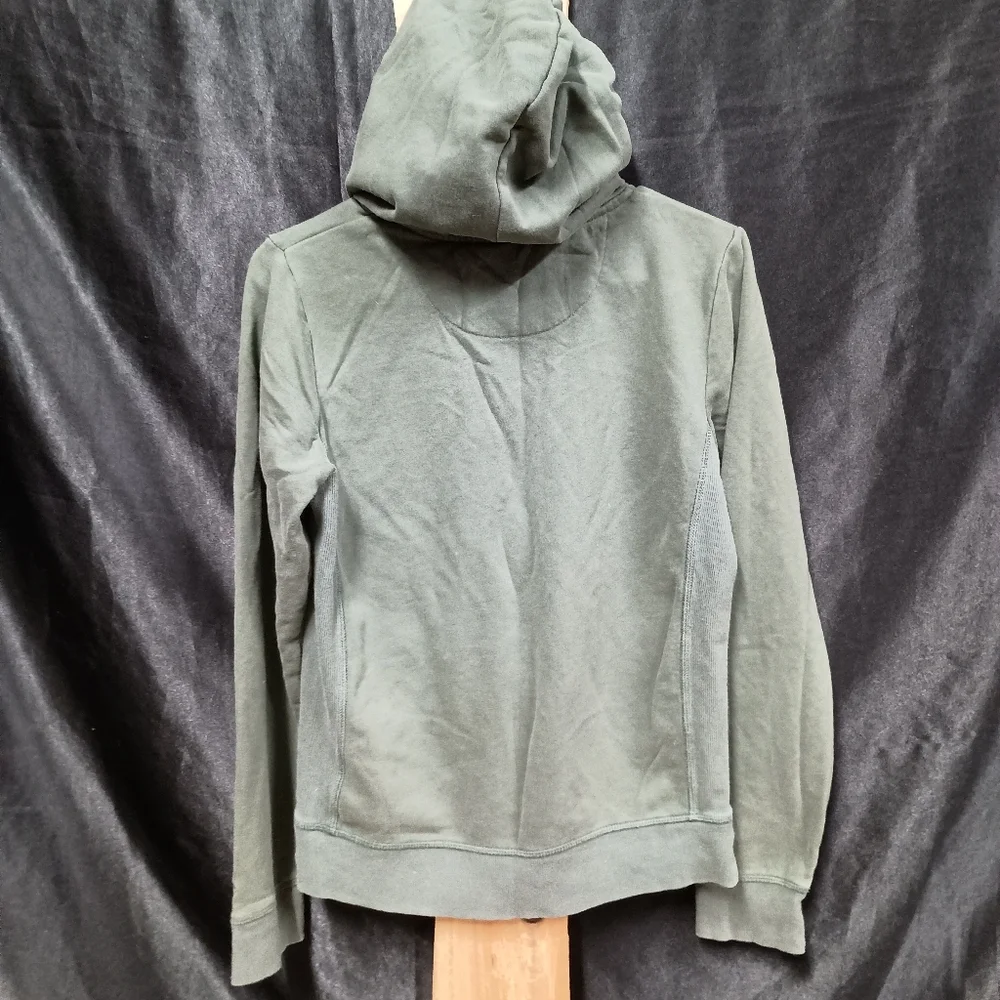 Cozy Green Zip-Up Hoodie - Picture 2 of 8